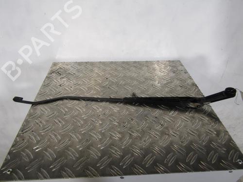 Brazo limpia delantero OPEL AGILA (A) (H00) 1.2 16V (F68) (75 hp) 25096065
