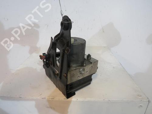 Used ABS pump RENAULT MEGANE II (BM0/1_, CM0/1_) [2001-2012]  25083567