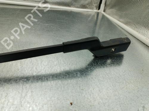 Used Front windshield wiper arm FORD FOCUS III 1.0 EcoBoost (125 hp) 25089574