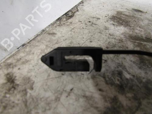 Used Front windshield wiper arm Front windshield wiper arm 25078574 25078574