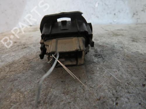 Used Right front window switch Right front window switch RENAULT LAGUNA II (BG0/1_) 1.9 dCi (BG08, BG0G) (120 hp) 25066796 25066796