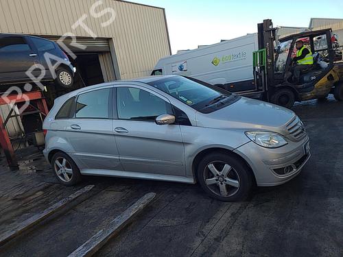 Left front steering knuckle MERCEDES-BENZ B-CLASS Sports Tourer (W245) B 200 CDI (245.208) | BP25078208M25 