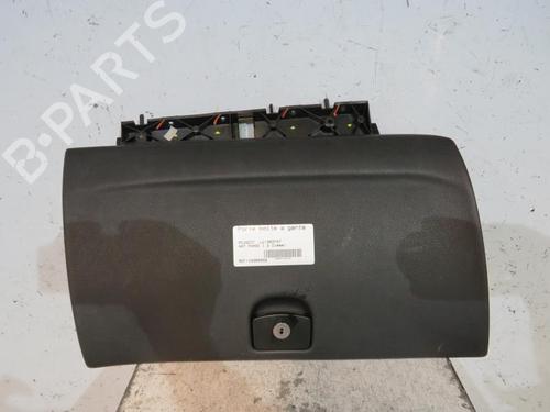 Used Glove box PEUGEOT 407 (6D_) 2.0 HDi 135 (6DRHRH, 6DRHRE, 6DRHRG, 6DRHRJ) (136 hp) 25067058