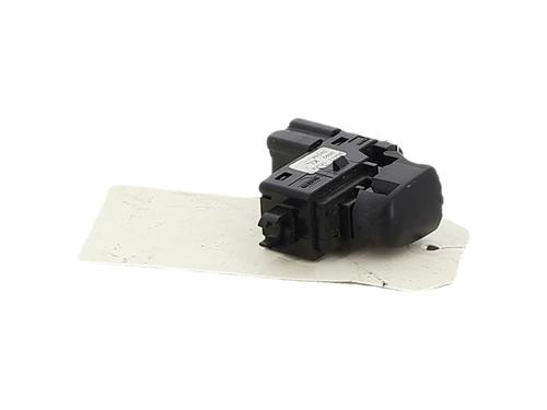 left-rear-window-switch-nissan-juke-f15-2010-2011-2012-2013-2014-2015-2016-2017-2018-2019-37749193 main image