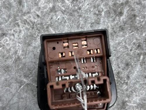 Used Mirror switch Mirror switch CITROËN C1 II (PA_, PS_) 1.0 VTi 68 (69 hp) 25101532 25101532