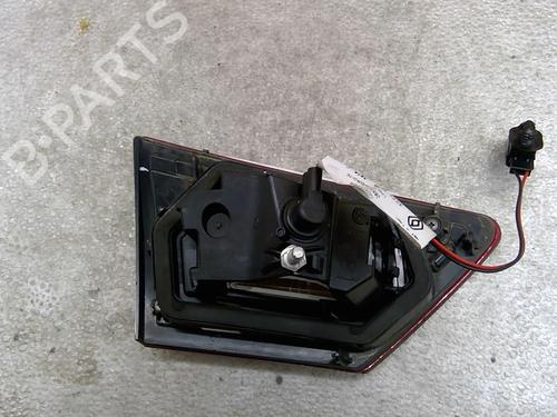 right-tailgate-light-renault-clio-iv-bh_-2012-2013-2014-2015-2016-2017-2018-2019-2020-2021-25110684 main image