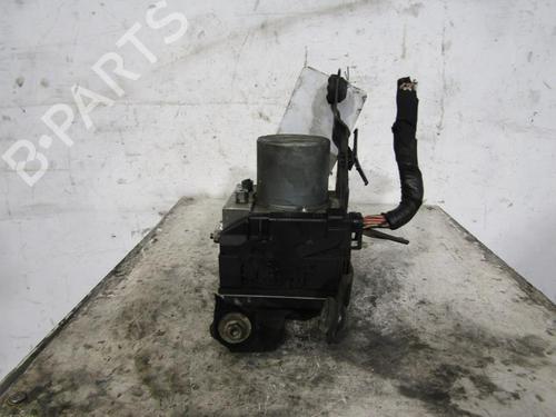 Used ABS pump RENAULT SCÉNIC II (JM0/1_) 2.0 dCi (JM1K) (150 hp) 25096442