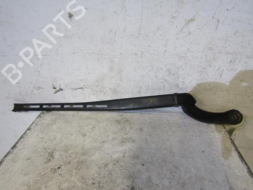 Used Front windshield wiper arm AUDI A4 B7 Avant (8ED) 2.5 TDI (163 hp) 28167465