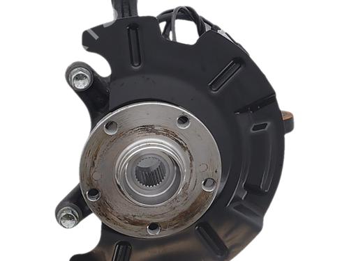 Left front steering knuckle SUZUKI SX4 S-Cross (JY) 1.4 Hybrid (Mild Hybrid) AllGrip (AKK 414) | BP39738405M25 - Image 4