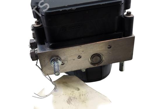 ABS pump RENAULT CAPTUR I (J5_, H5_) 0.9 TCe 90 | BP32065017M43 - Image 2