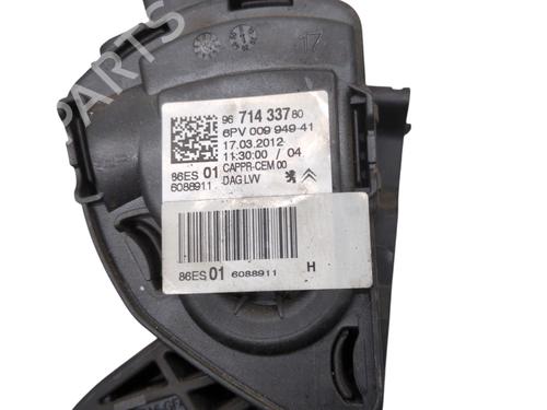 Used Pedal PEUGEOT 208 I (CA_, CC_) 1.4 HDi (68 hp) 30572172