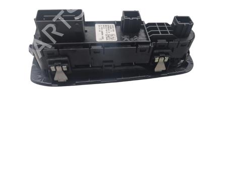 Used Left front window switch Left front window switch PEUGEOT 308 SW II (LC_, LJ_, LR_, LX_, L4_) 1.6 BlueHDi 120 (120 hp) 30971643 30971643