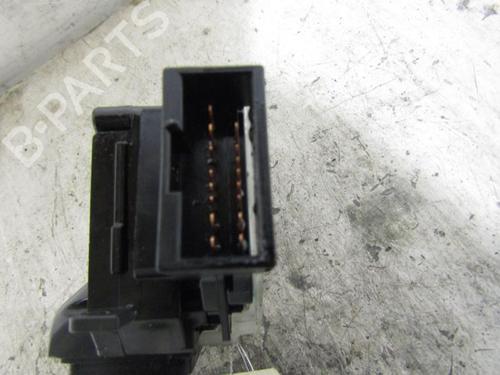 Switch HYUNDAI TRAJET (FO) 2.0 CRDi | BP25085517I30 