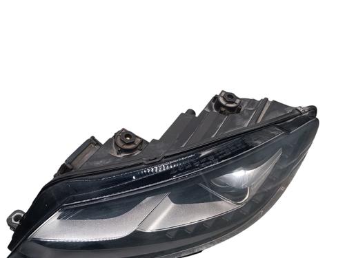 Left headlight VW TOURAN (1T3) 2.0 TDI | BP29759831C28