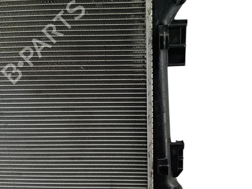 Used Water radiator Water radiator KIA STONIC (YB) 1.0 T-GDi (120 hp) 32631197 32631197