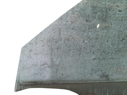 front-left-door-window-nissan-juke-f15-2010-2011-2012-2013-2014-2015-2016-2017-2018-2019-32776746 main image