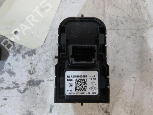 Left front window switch RENAULT CLIO IV (BH_) 0.9 TCe 90 (BHNF, BHMA, BHMH, BHJK, BHJR) | BP25085872I27 