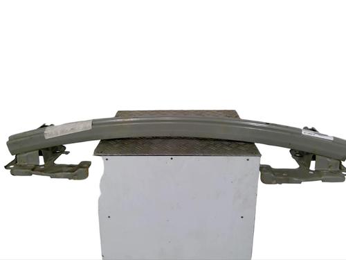 Used Front bumper reinforcement KIA SPORTAGE II (JE_, KM_) 2.0 CRDi 4WD (113 hp) 25111531