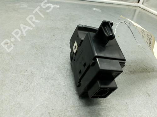 Used Switch Switch RENAULT LAGUNA III Grandtour (KT0/1) 2.0 dCi (KT01, KT08, KT09, KT0K, KT12, KT1D, KT1W) (150 hp) 25104660 25104660