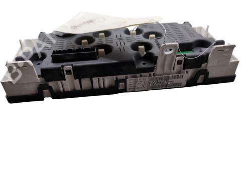 display-monitor-renault-modus-grand-modus-fjp0_-2004-25737840 main image