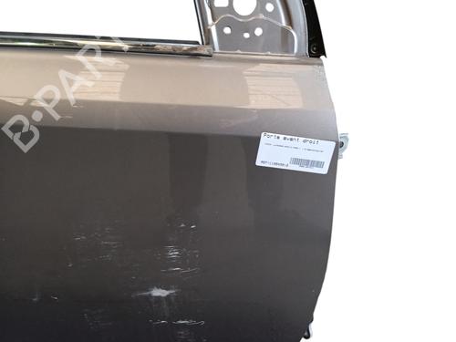 Right front door TOYOTA AURIS (_E18_) 1.8 Hybrid (ZWE186_, ZWE186R) | BP28073277C3 