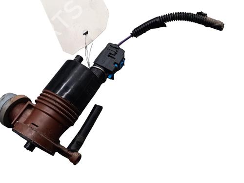 Used Washer pump RENAULT ARKANA I (LCM_, LDN_) 1.3 TCe 160 (LDN1) (158 hp) 31858397