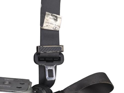 Used Front left seatbelt Front left seatbelt TOYOTA YARIS (_P13_) 1.4 D (NLP130_, NLP130) (90 hp) 31864749 31864749