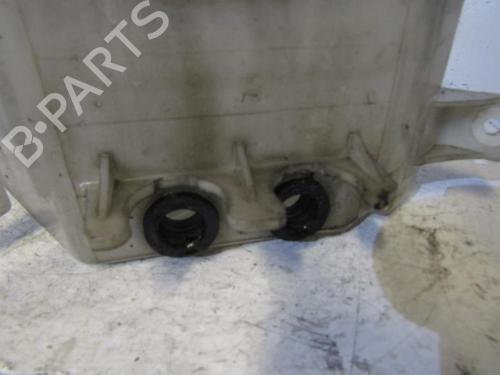 Windscreen washer tank HYUNDAI TRAJET (FO) 2.0 CRDi | BP25111644C113 