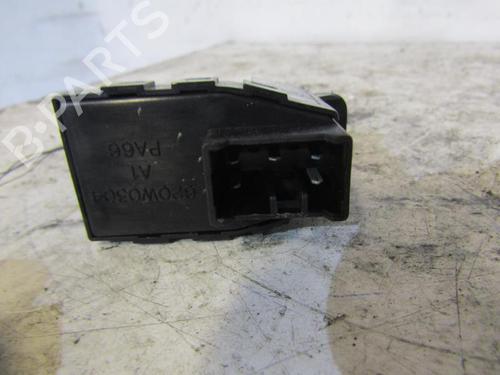 Right rear window switch HYUNDAI SANTA FÉ I (SM) 2.0 CRDi 4x4 | BP25105879I28 