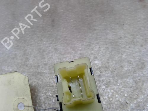 Used Right front window switch RENAULT CLIO IV (BH_) 1.5 dCi 75 (75 hp) 25082155