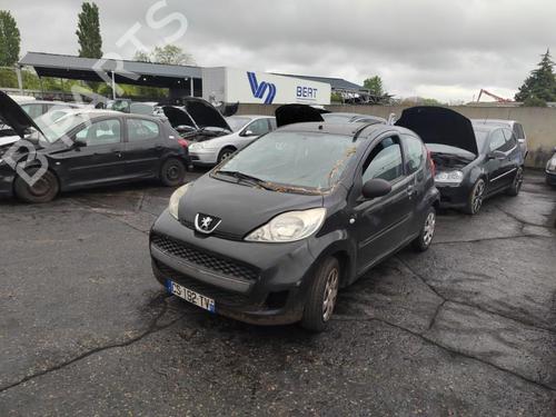 Left taillight PEUGEOT 107 (PM_, PN_) 1.4 HDi | BP25072892C34 