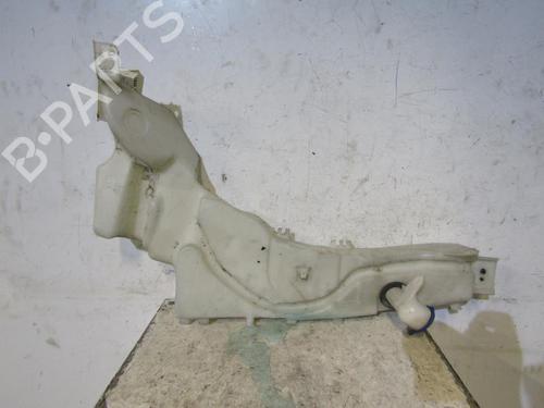 Used Windscreen washer tank FORD FOCUS II Turnier (DA_, FFS, DS) [2004-2012]  25090487