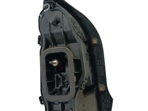 right-taillight-vw-up-121-122-bl1-bl2-bl3-123-2011-30204088 main image