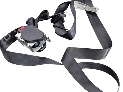 front-right-seatbelt-renault-megane-iii-hatchback-bz01_-b3_-2008-25337186 main image