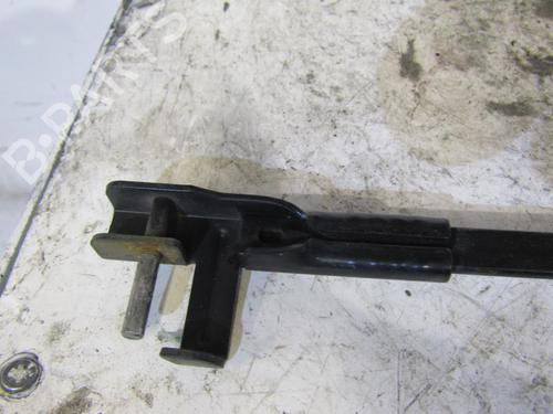 Front windshield wiper arm VW TOURAN (1T1, 1T2) 1.9 TDI | BP25105966C143 
