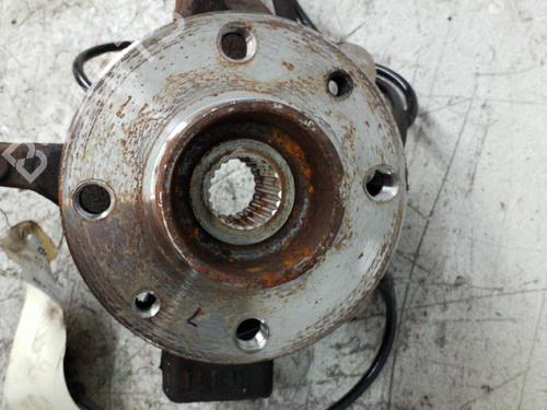 Right front steering knuckle NISSAN MICRA III (K12) 1.2 16V | BP25078347M26 