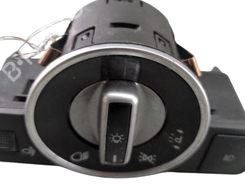 Used Headlight switch MERCEDES-BENZ A-CLASS (W176) A 180 (176.042) (122 hp) 30132524