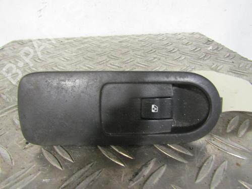 Used Right front window switch Right front window switch RENAULT SCÉNIC II (JM0/1_) 1.5 dCi (JM1E, JM16) (106 hp) 25084585 25084585