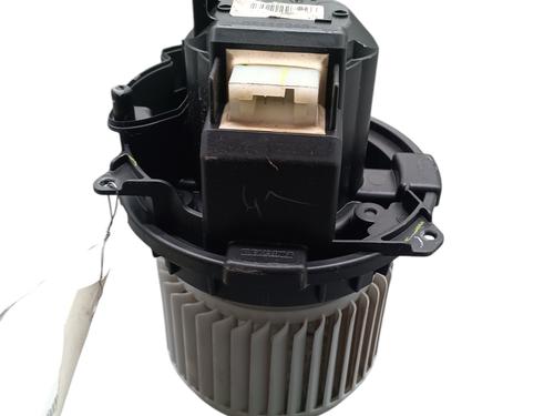 Used Heater blower motor RENAULT CLIO V (B7_) 1.0 TCe 90 (B7MT) (91 hp) 25052732