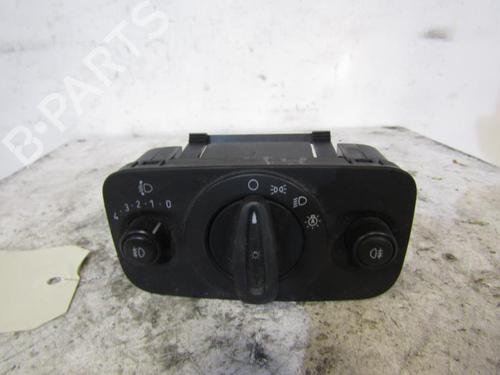 Used Headlight switch FORD FIESTA VI (CB1, CCN) 1.4 TDCi (68 hp) 25106210