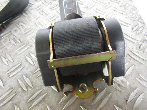 rear-left-seatbelt-peugeot-1007-km_-2005-25065772 main image