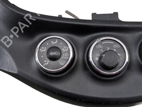 Climate control TOYOTA YARIS (_P13_) 1.3 (NSP130_, NSP130) | BP30819969I5