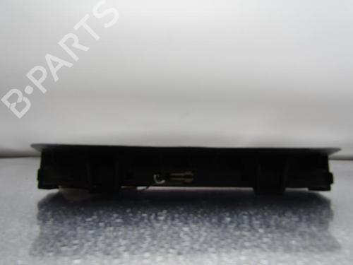 Used Third brake light Third brake light ALFA ROMEO 147 (937_) 1.9 JTDM 8V (937.AXD1A, 937.AXU1A, 937.BXU1A) (120 hp) 25107235 25107235