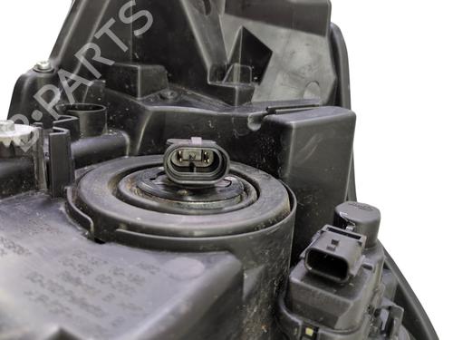 Left headlight TOYOTA YARIS (_P13_) 1.5 Hybrid (NHP130_, NHP130) | BP29759848C28