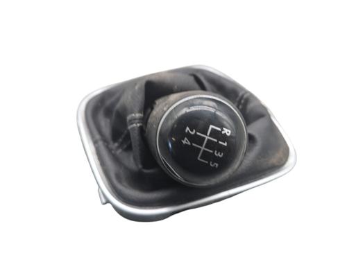 Used Shift knob Shift knob VW POLO V (6R1, 6C1) 1.4 TDI (90 hp) 25061578 25061578