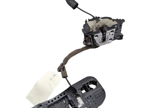 front-left-lock-renault-megane-iii-hatchback-bz01_-b3_-2008-25337191 main image