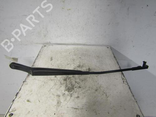 Used Front windshield wiper arm VW TOURAN (1T1, 1T2) 1.9 TDI (105 hp) 25064376