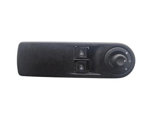 Used Left front window switch RENAULT CLIO IV (BH_) 1.5 dCi 75 (75 hp) 28498394