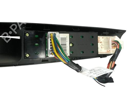 Interrupteur de vitre avant gauche KIA CEE'D Hatchback (ED) 1.6 (122 hp) 30543326