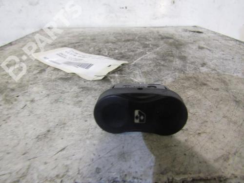 Used Right front window switch Right front window switch DACIA SANDERO 1.4 MPI LPG (72 hp) 10594887 10594887